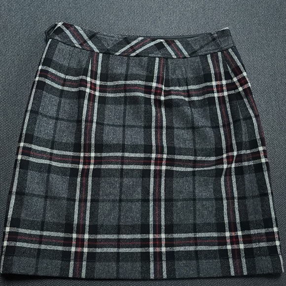 Eddie Bauer 2 Lined Wool Skirt - Picture 5 of 5